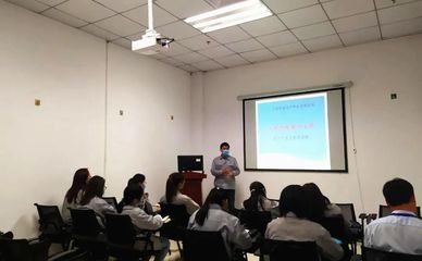 南城工业园区企业江西联益电子科技有序展开培训工作