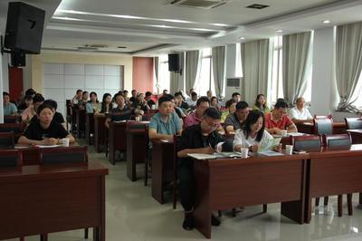 霍山县开展石斛生产企业产品质量提升培训会