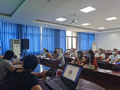 芦山县市场监督管理局组织召开绿色、有机生产企业培训会