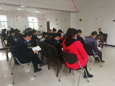 公司组织开展《员工手册》及《奖惩管理办法》专项培训，强化制度执行意识