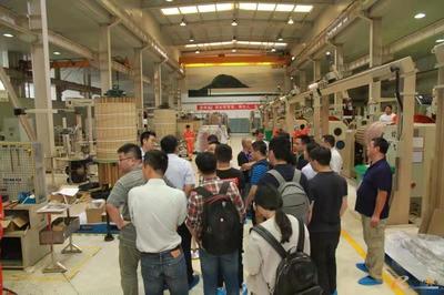 智能工厂关键技术研讨与全球灯塔工厂考察实训班在武汉成功举办