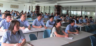 校企合作新篇章 工商管理系双线并进深化企业培训